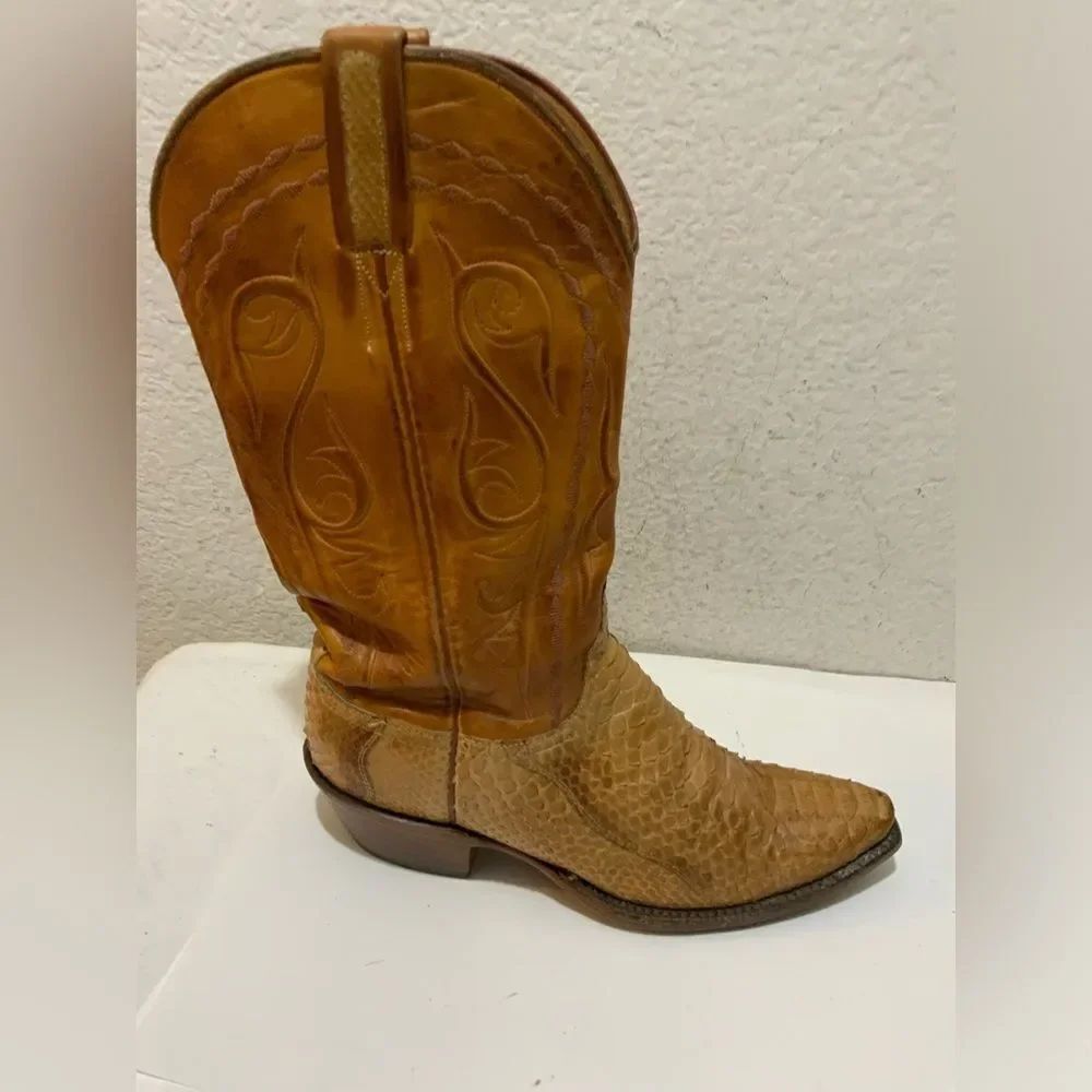 Vintage Lucchese alligator python Leather Boots Women’s SIZE 7